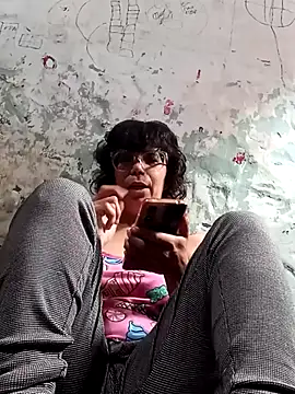 Snapshot of wada69 chatting on April 7, 1:22 pm wada69 online show from April 7, 1:22 pm