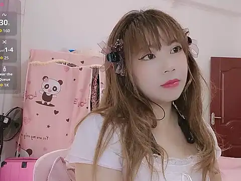 H-Maya online show from April 11, 1:10 am