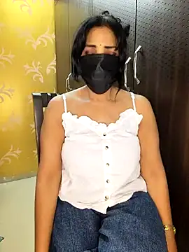 JUHI G1 online show from April 1, 12:17 pm