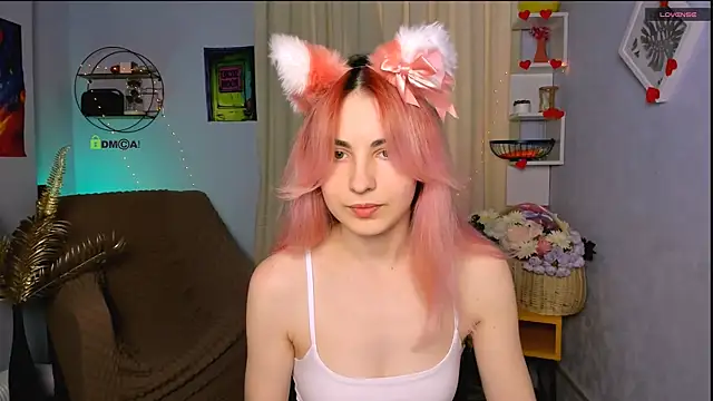 lissa veils online show from May 20, 12:33 pm