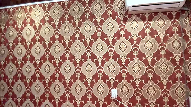 VictoriaSGS online show from April 3, 3:21 pm