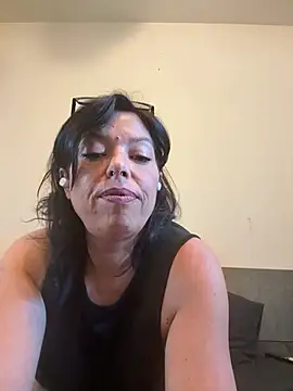 Snapshot of AngelicaLaTentatrice chatting on April 7, 10:15 am AngelicaLaTentatrice online show from April 7, 10:15 am