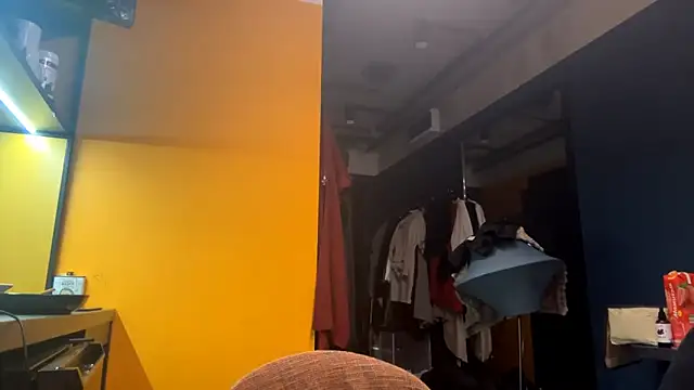 Snapshot of Darcia_Luv chatting on April 3, 5:22 pm Darcia Luv online show from April 3, 5:22 pm