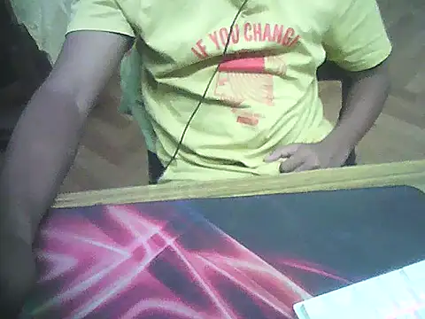 Snapshot of letsplaygame chatting on May 5, 5:21 pm letsplaygame online show from May 5, 5:21 pm