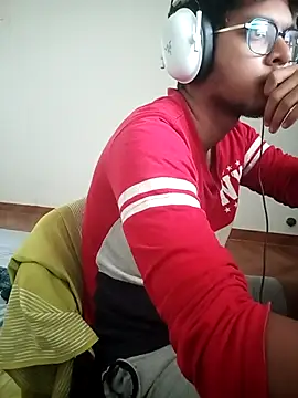 Snapshot of letsplaygame chatting on May 12, 6:10 am letsplaygame online show from May 12, 6:10 am