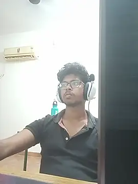 Snapshot of letsplaygame chatting on June 22, 4:59 pm letsplaygame online show from June 22, 4:59 pm