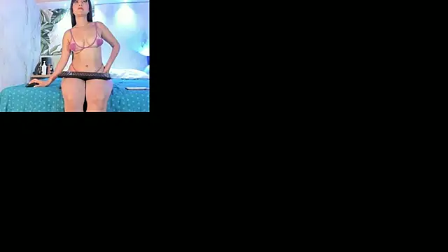 Snapshot of ZoeBlanc chatting on May 11, 3:12 am ZoeBlanc online show from May 11, 3:12 am