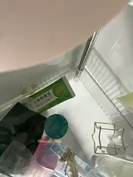 Snapshot of Zbnmji chatting on April 2, 1:09 pm Zbnmji online show from April 2, 1:09 pm