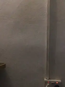 Snapshot of EATnRIDE chatting on April 3, 3:04 am EATnRIDE online show from April 3, 3:04 am