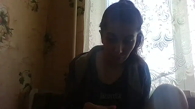 lisa wey online show from April 25, 12:41 pm