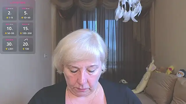 Snapshot of Milane_Milky chatting on April 14, 4:40 am Milane Milky online show from April 14, 4:40 am