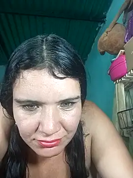 Snapshot of Canepa69 chatting on April 2, 2:53 am Canepa69 online show from April 2, 2:53 am