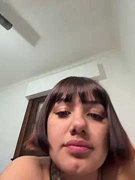 Abrildqquino online show from May 15, 10:50 pm