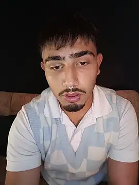 Snapshot of Ares_Blake chatting on March 31, 11:49 pm Ares Blake online show from March 31, 11:49 pm