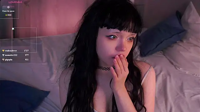 CandiceDossantos online show from April 1, 1:41 pm