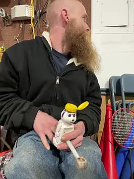 Snapshot of Shawnronald420861 chatting on April 2, 8:23 am Shawnronald420861 online show from April 2, 8:23 am