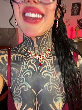 Musedreams online show from June 22, 11:24 pm