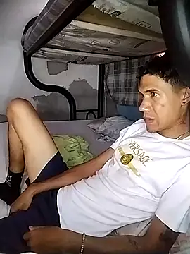 Snapshot of Athenas_23CM chatting on April 3, 7:23 pm Athenas 23CM online show from April 3, 7:23 pm