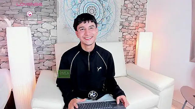 Taylor Brooks online show from May 14, 6:15 pm