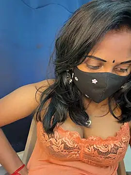 Snapshot of Bold_Girl__ chatting on April 4, 5:06 am Bold Girl online show from April 4, 5:06 am