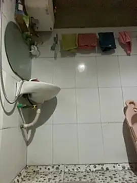 Snapshot of Elisa-a chatting on March 31, 3:34 pm Elisa-a online show from March 31, 3:34 pm