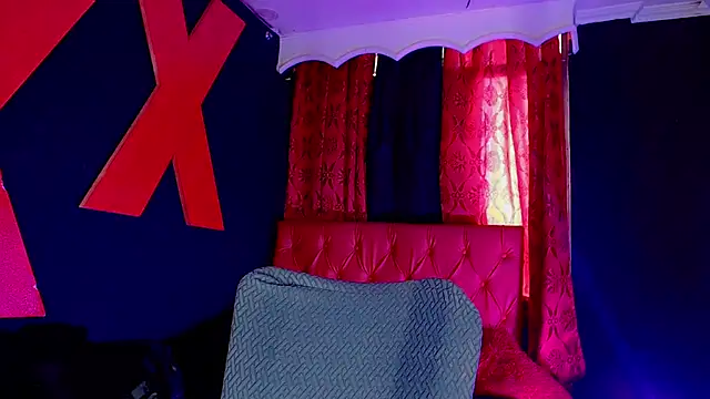 AlanFox1 online show from June 6, 1:49 pm