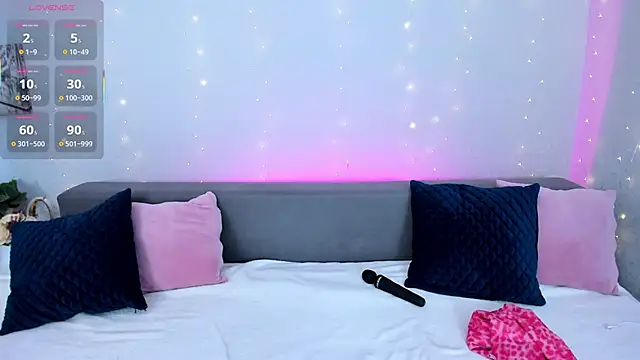 MissAlison   online show from April 24, 8:28 am