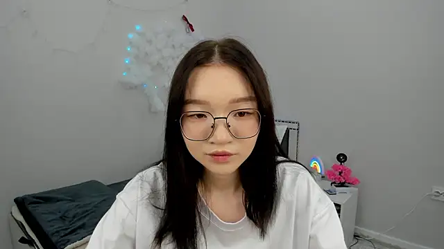 syuri sun online show from June 8, 2:28 pm