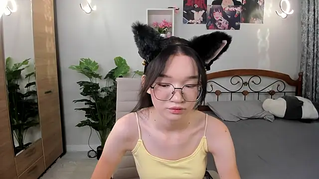 syuri sun online show from July 25, 2:36 pm