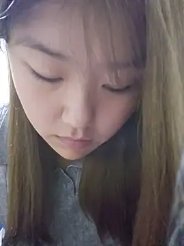 Snapshot of mianmian-666 chatting on June 3, 2:33 pm mianmian-666 online show from June 3, 2:33 pm