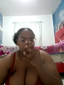 Snapshot of BabyFuego_ chatting on April 5, 6:49 pm BabyFuego online show from April 5, 6:49 pm