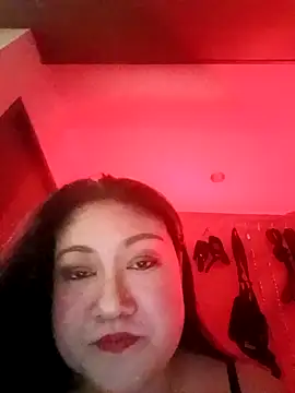 Snapshot of dominalisa chatting on April 21, 9:37 am dominalisa online show from April 21, 9:37 am