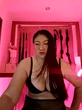 Snapshot of dominalisa chatting on April 25, 11:35 am dominalisa online show from April 25, 11:35 am