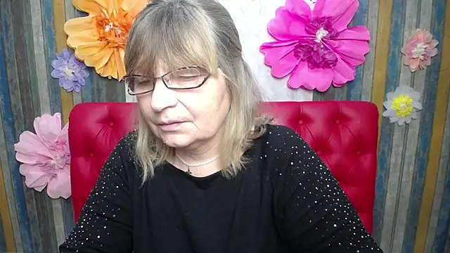 MargaretRitchie online show from April 3, 6:33 am