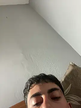 youmeloveyou online show from April 2, 8:06 pm