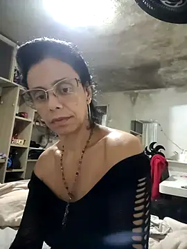 Snapshot of Cristotoza chatting on April 11, 7:45 am Cristotoza online show from April 11, 7:45 am