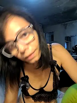 Snapshot of Cristotoza chatting on April 19, 2:11 am Cristotoza online show from April 19, 2:11 am