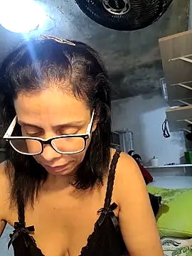Snapshot of Cristotoza chatting on April 22, 10:00 pm Cristotoza online show from April 22, 10:00 pm