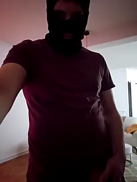 Snapshot of BranleBmLive chatting on April 3, 4:16 pm BranleBmLive online show from April 3, 4:16 pm