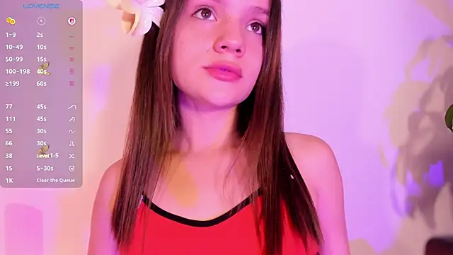 Snapshot of Julieta_soft chatting on April 3, 6:50 pm Julieta soft online show from April 3, 6:50 pm