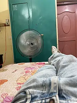 Snapshot of jiwoox chatting on April 3, 8:51 pm jiwoox online show from April 3, 8:51 pm