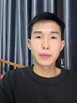 Snapshot of tuanhip chatting on April 4, 1:19 pm tuanhip online show from April 4, 1:19 pm