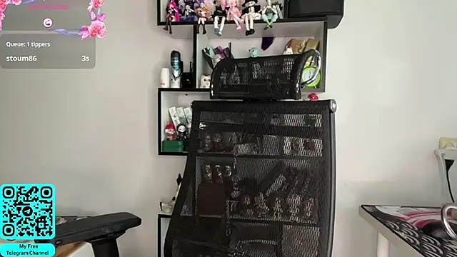 MadalynNosel online show from June 21, 7:11 am