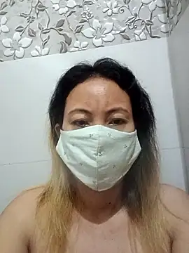 Bristy BigBoobs online show from April 24, 6:21 pm