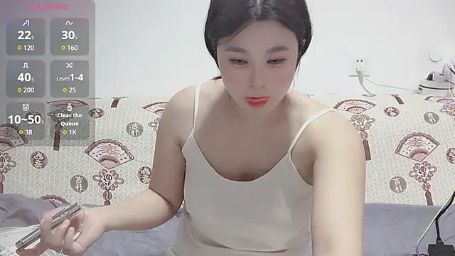 Snapshot of niuniu556 chatting on May 3, 11:27 am niuniu556 online show from May 3, 11:27 am