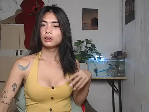 Snapshot of Martha4you chatting on July 6, 12:29 am Martha4you online show from July 6, 12:29 am