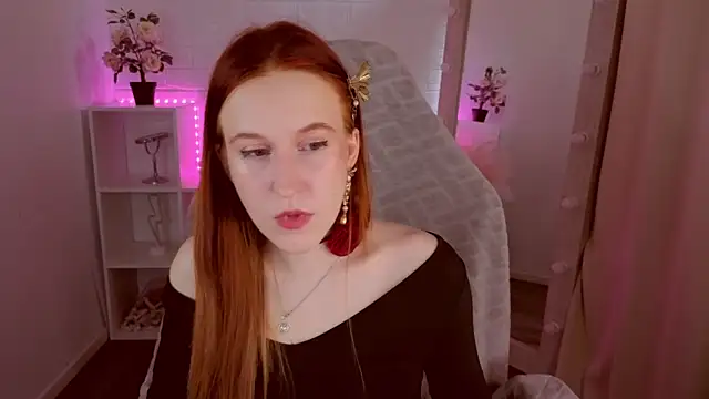 EvaBellea online show from April 18, 12:53 pm