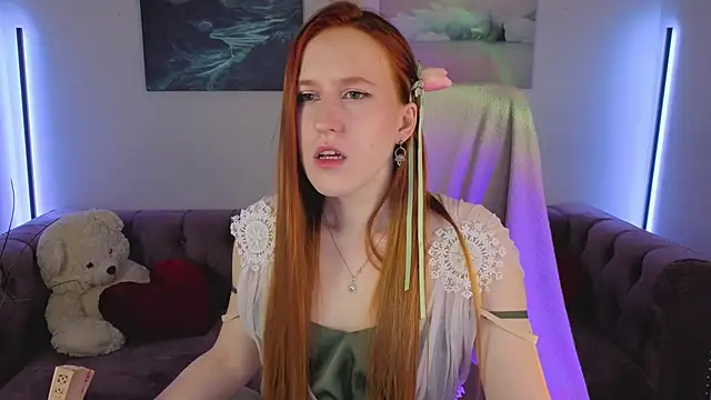 EvaBellea online show from May 5, 1:41 pm