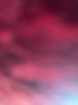 Snapshot of eu_elisa chatting on April 1, 5:32 pm eu elisa online show from April 1, 5:32 pm