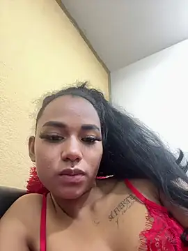 Snapshot of candy-paris chatting on July 21, 2:19 pm candy-paris online show from July 21, 2:19 pm